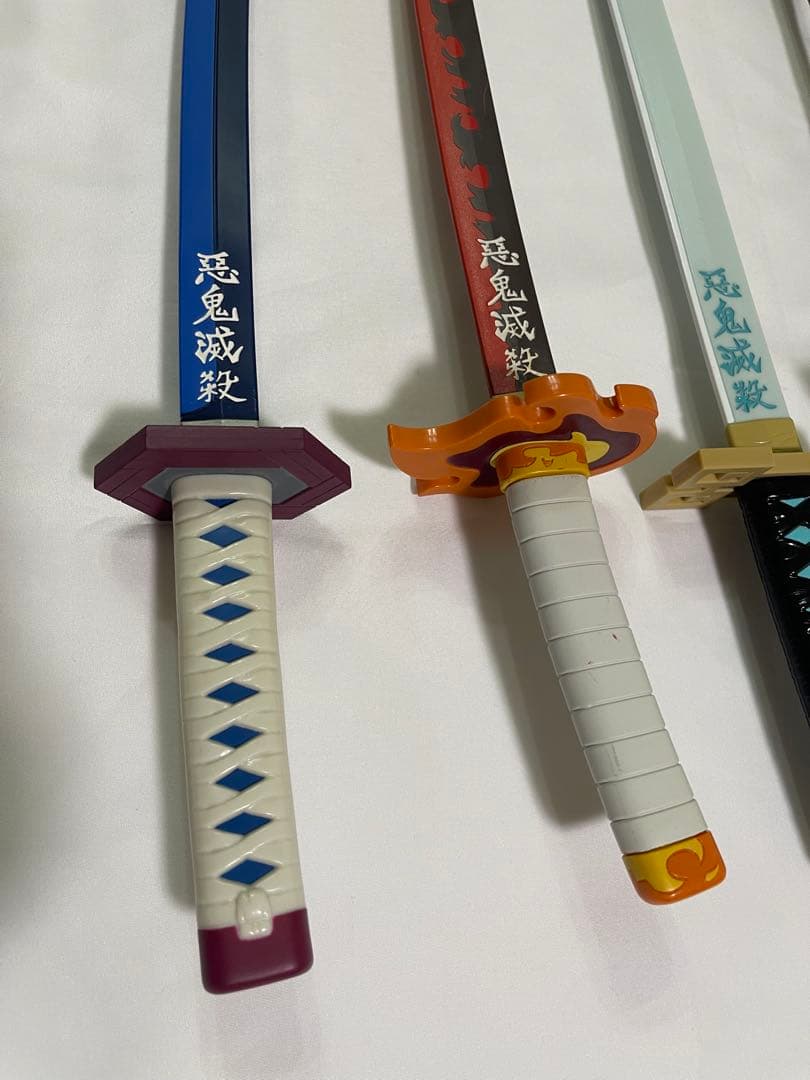 鬼滅の刃　日輪刀　8本セット