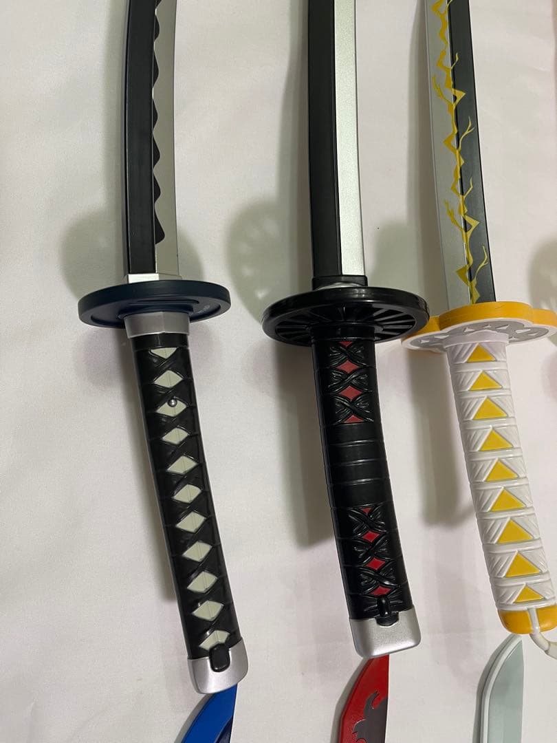 鬼滅の刃　日輪刀　8本セット