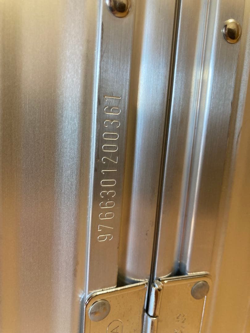 RIMOWA クラシックフライト 2輪 60L リモワ　トパーズ