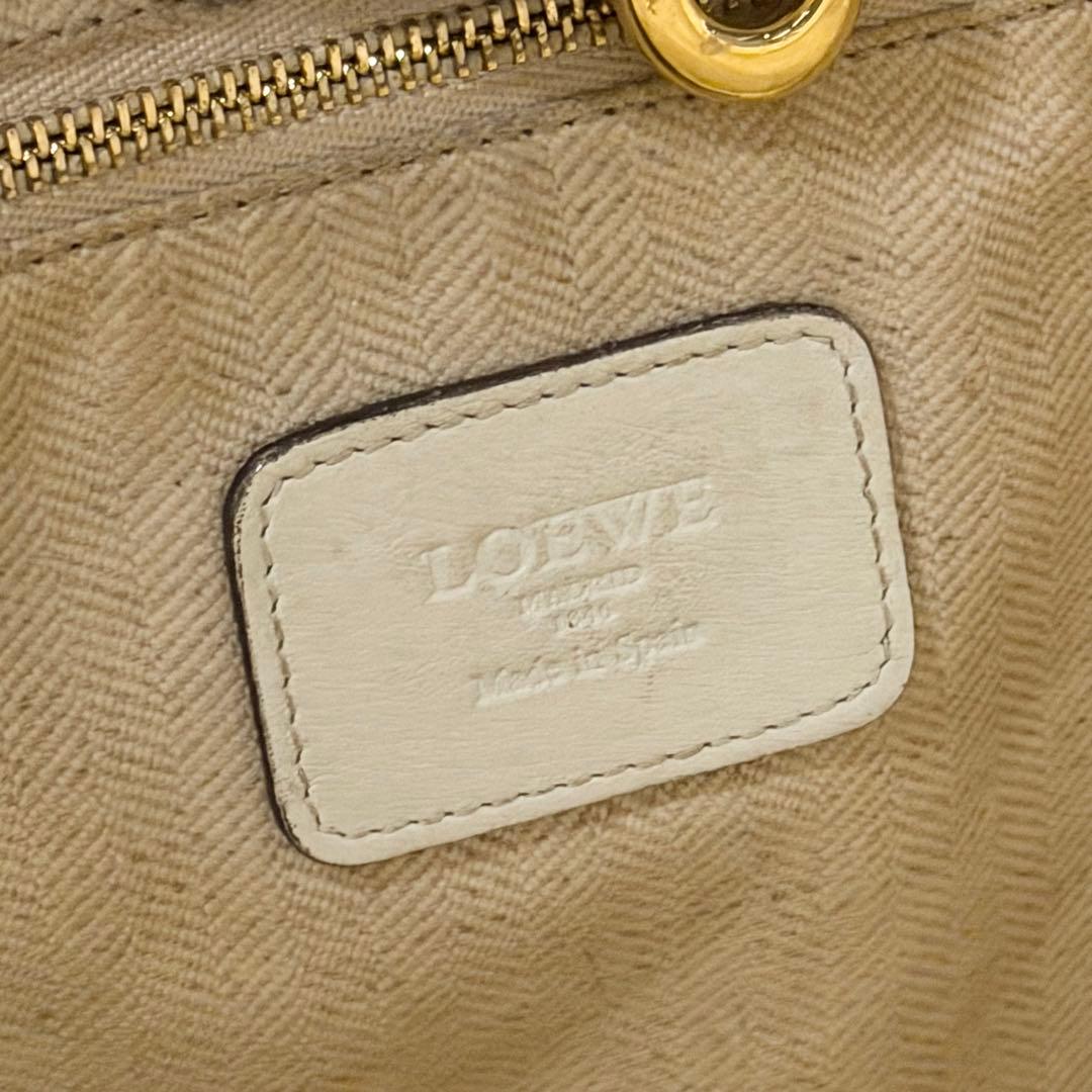 ⭐️ロエベ⭐️ヘリテージ レザー トートバッグ ホワイト ロゴ型押し