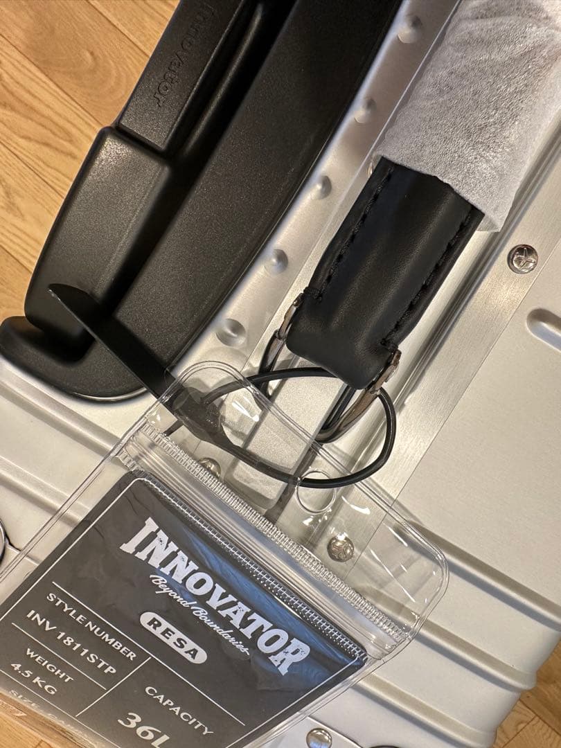 【新品・未使用品】innovator アルミスーツケース 限定色 36L