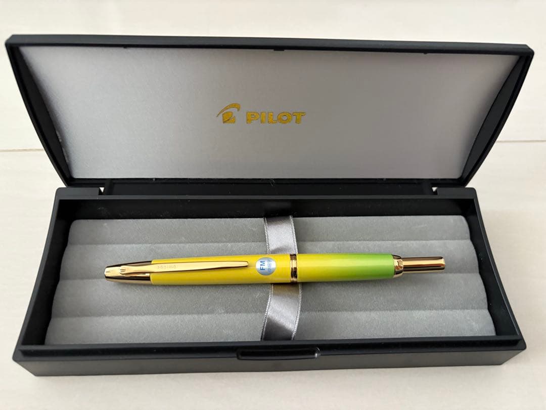 パイロット万年筆 キャップレスデシモ ナガサワ文具限定 神戸グラデーション FM