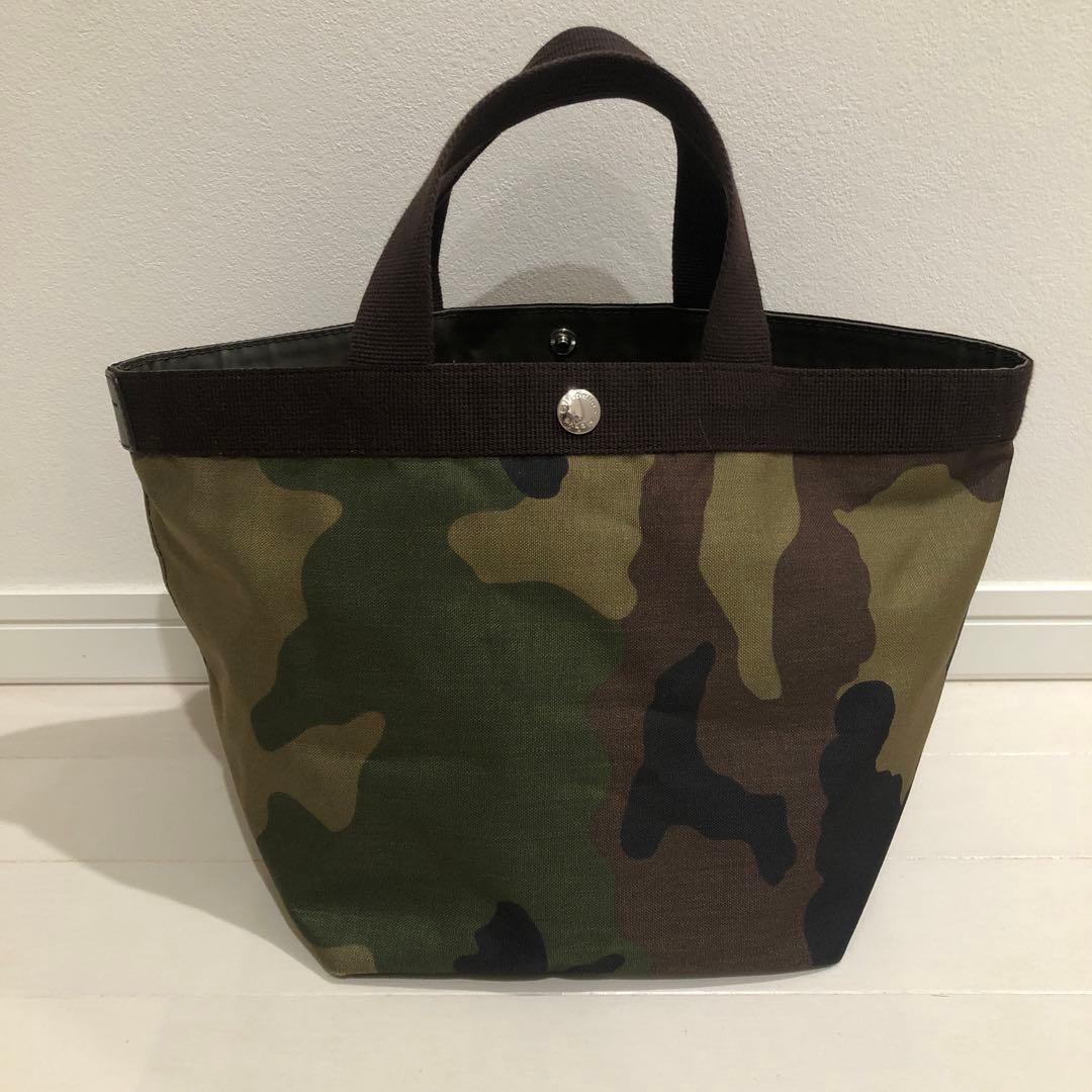 hervechapelier エルベシャプリエ　迷彩柄