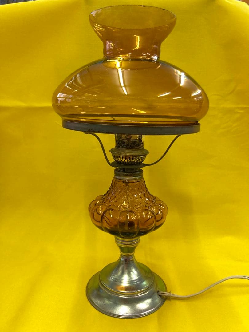 アンバーガラスのクラシックランプ　飾り専用