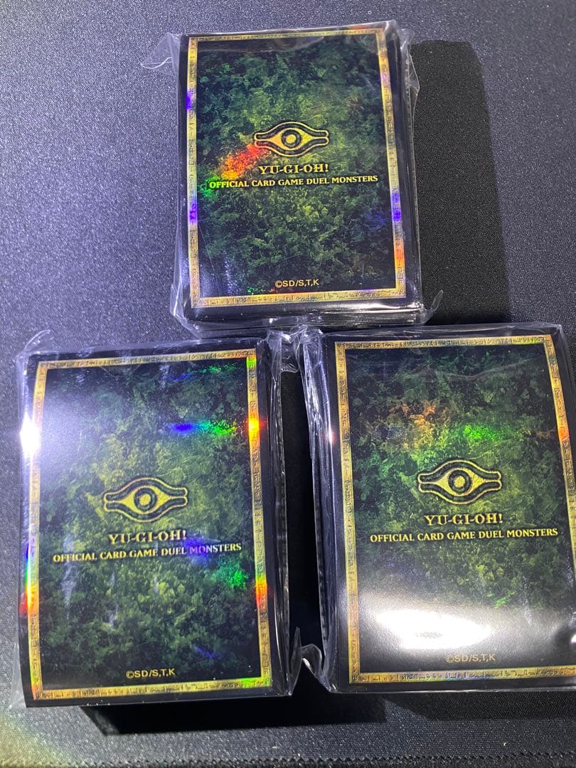 遊戯王 ミレニアムアイ スリーブ　ニューロン　ポイント プロテクター 3個