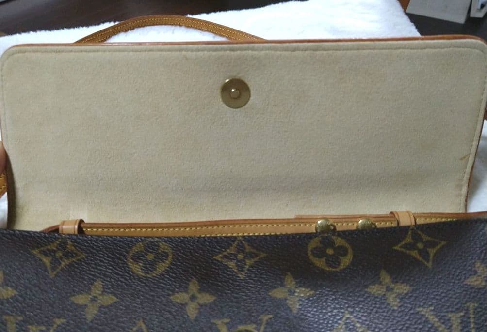 ルイヴィトン　LOUIS VUITTON　ポシェットツイン　ショルダーバッグ