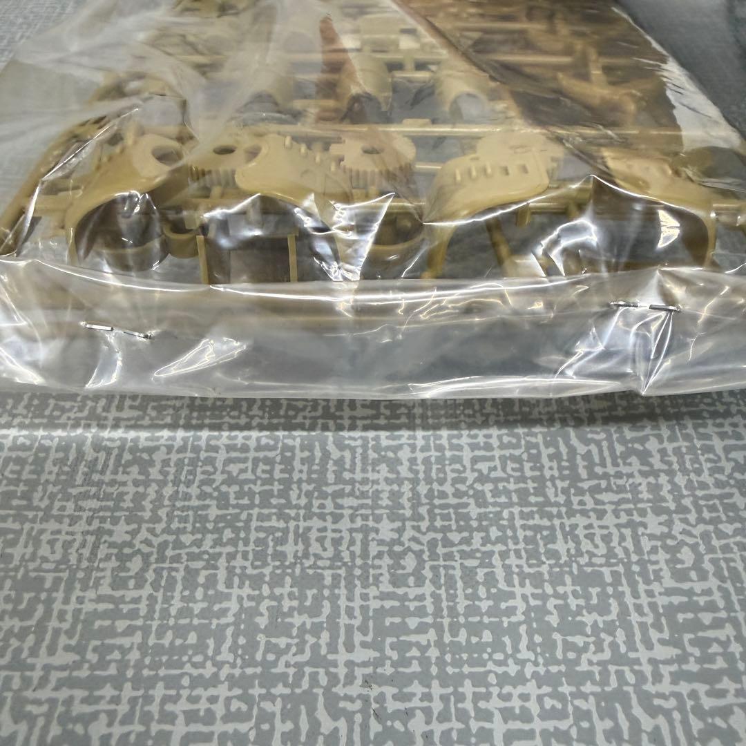 当時物 バンダイ 1/100 ザブングル トラッド11 未組立