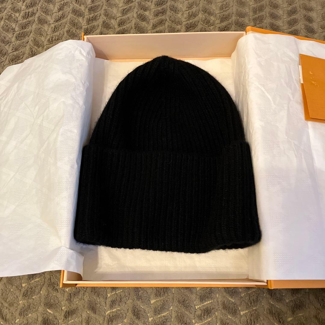 LOUISVUITTONニット帽
