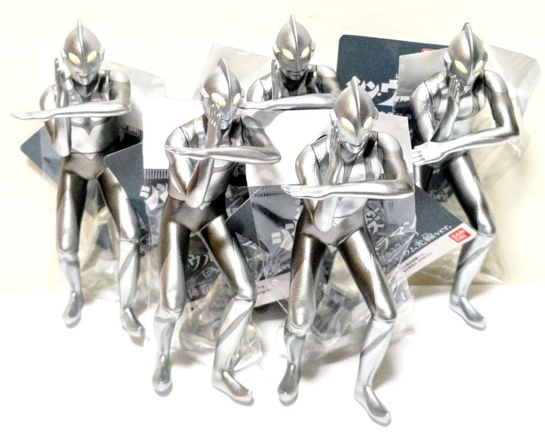 ムービーモンスターシリーズ 19種 105体 ソフビ ゴジラ ウルトラマン 新品