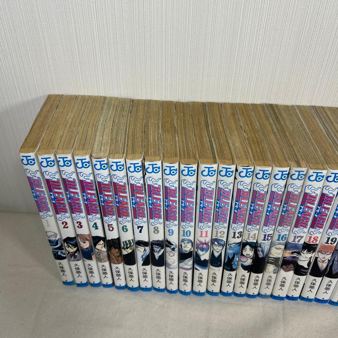 【匿名配送】　BLEACH ブリーチ 1〜74巻　全巻セット　一巻初版