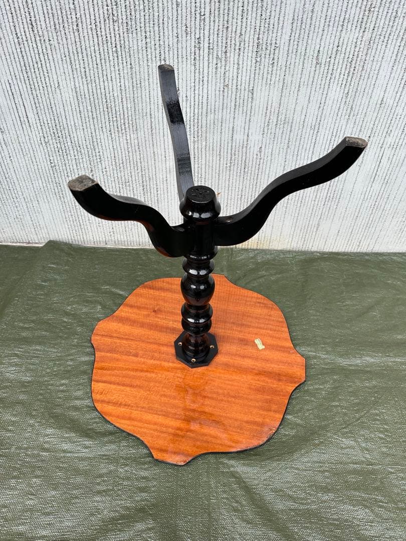 【サイドテーブル】イタリア　象嵌細工　コーヒーテーブル　花台　飾り台　インテリア