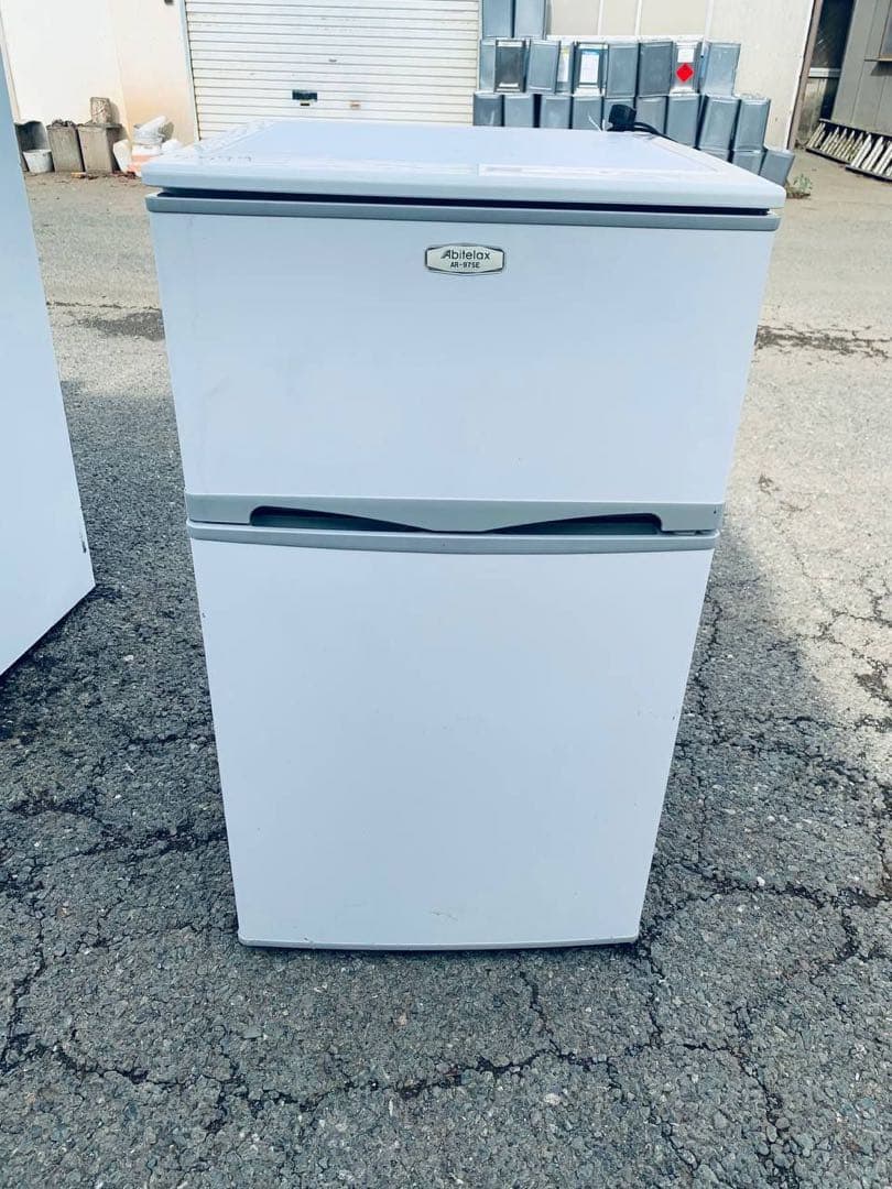 送料設置無料　ユーイング ノンフロン冷凍冷蔵庫　UR-FG110J