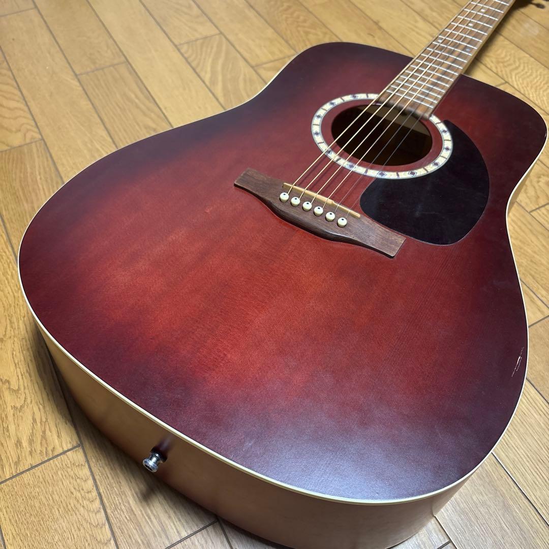 美品 Art&Lutherie Folk Spruce Burgundy