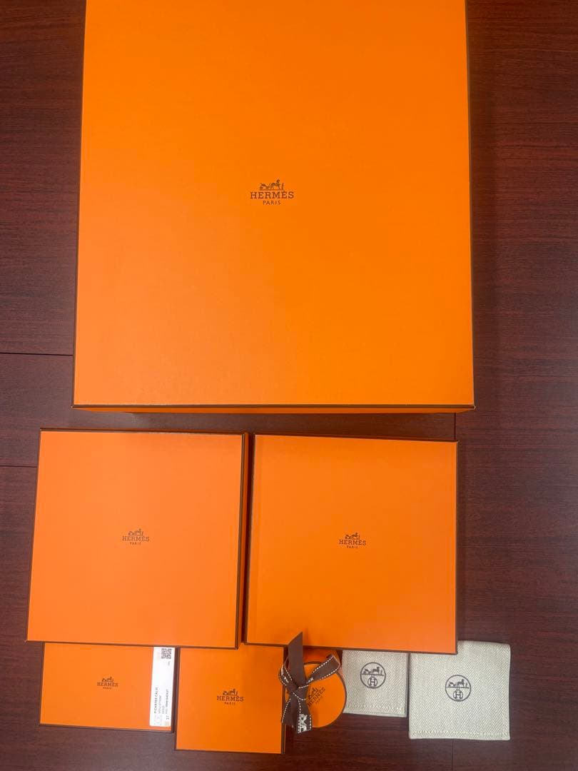 HERMES　エルメス　空箱　ケリー25 他空箱四つ　アクセサリー入り袋二つ