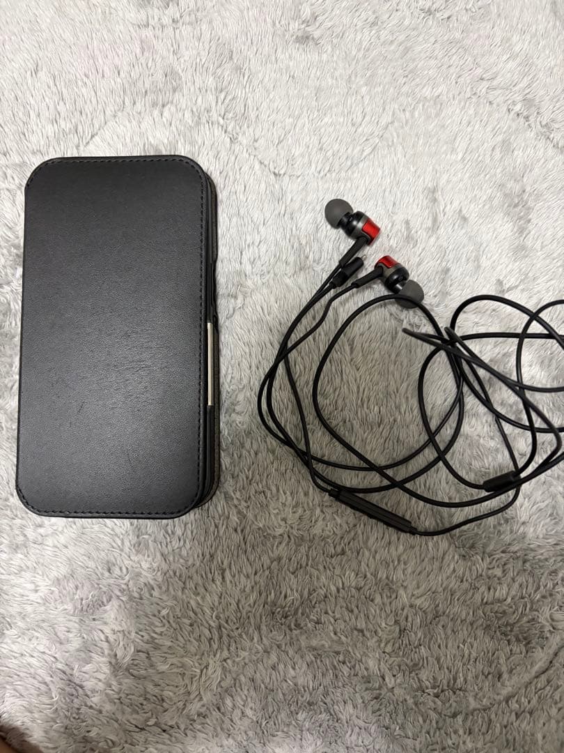 iPhone13 ミッドナイト SIMフリー 美品 128GB