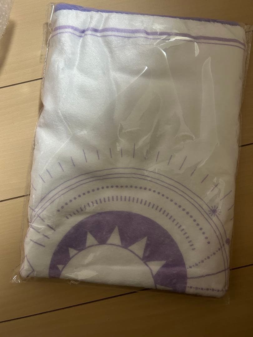 illuN イリュン　辻希美さん　ホリデーセット　メイクボックス　ブランケット