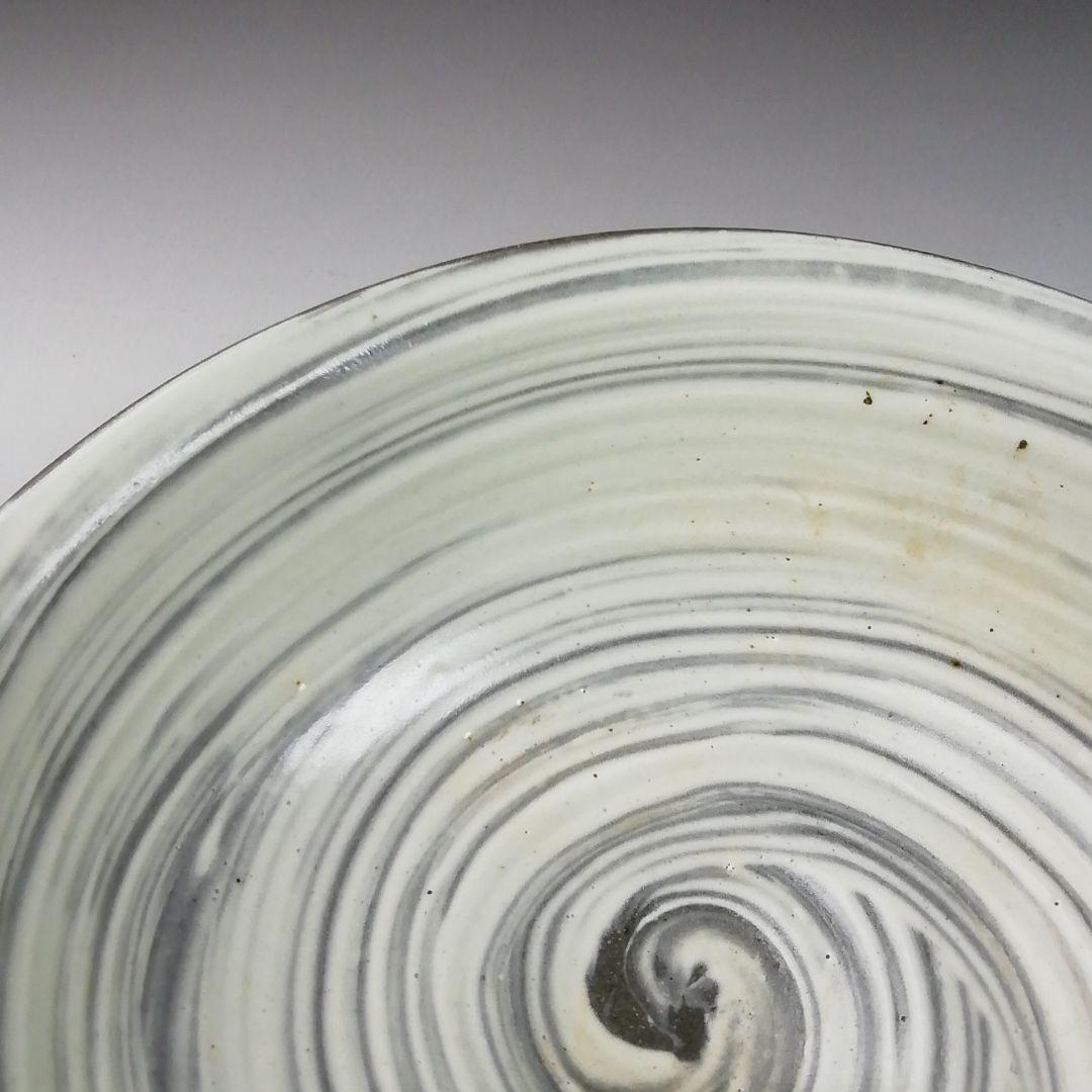 Ｔ５４９　茶碗　『絵刷毛目　茶碗』『楽山窯造』　共箱　抹茶碗　茶道具