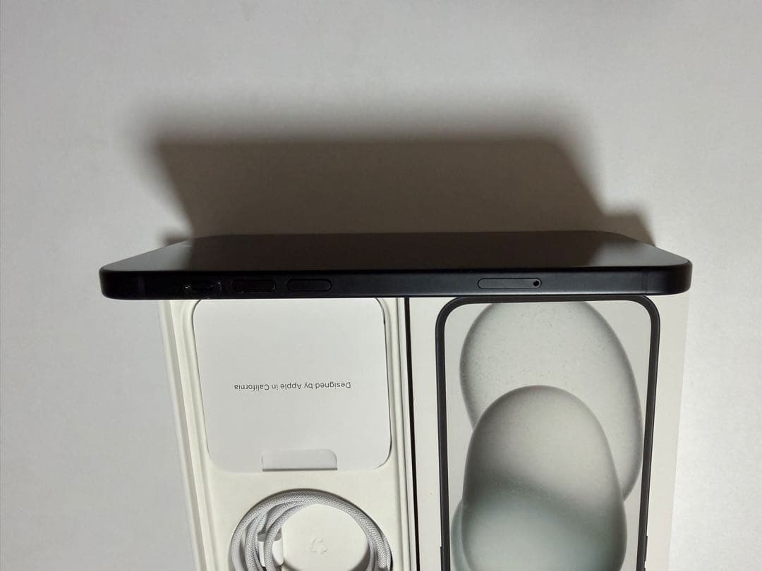 【傷無し】Apple iPhone 15Plus 128GB ブラック　本体