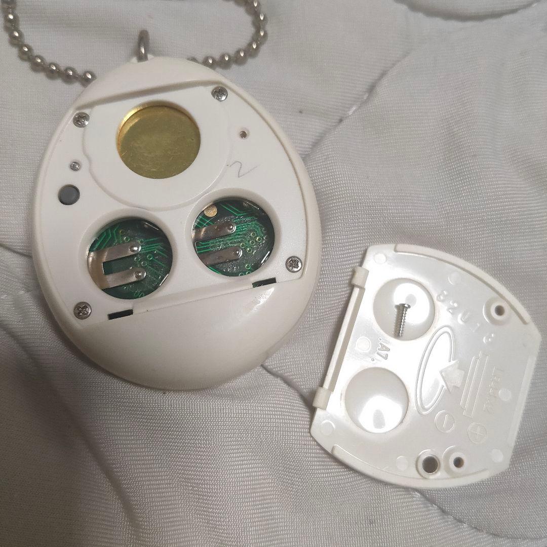 サンタクロっちのたまごっち ホワイト