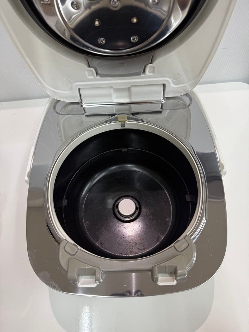 パナソニック可変圧力IHジャー炊飯器SR-PB109