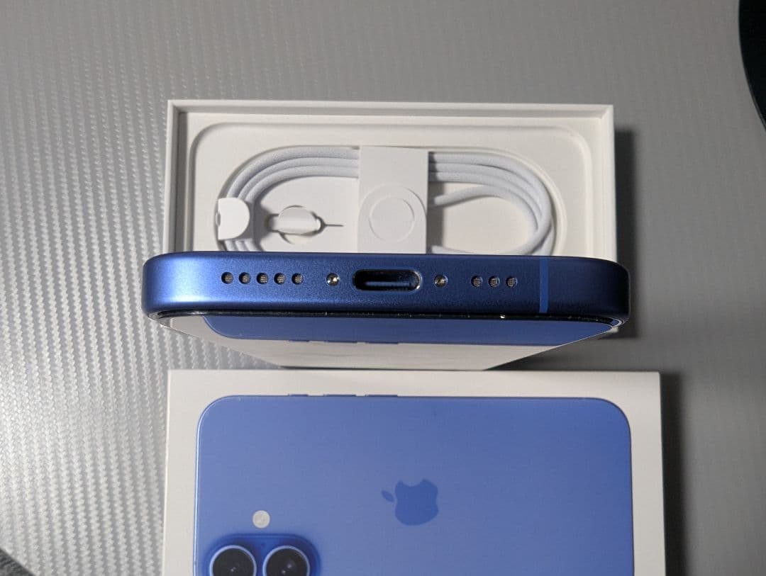 iPhone16 128gb ウルトラマリン　シムフリー