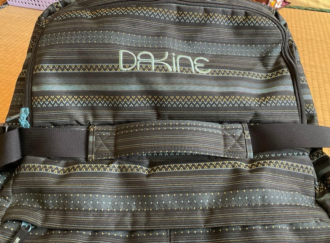 DAKINE ダカイン　キャリーバッグ 大容量キャリーケース　100L