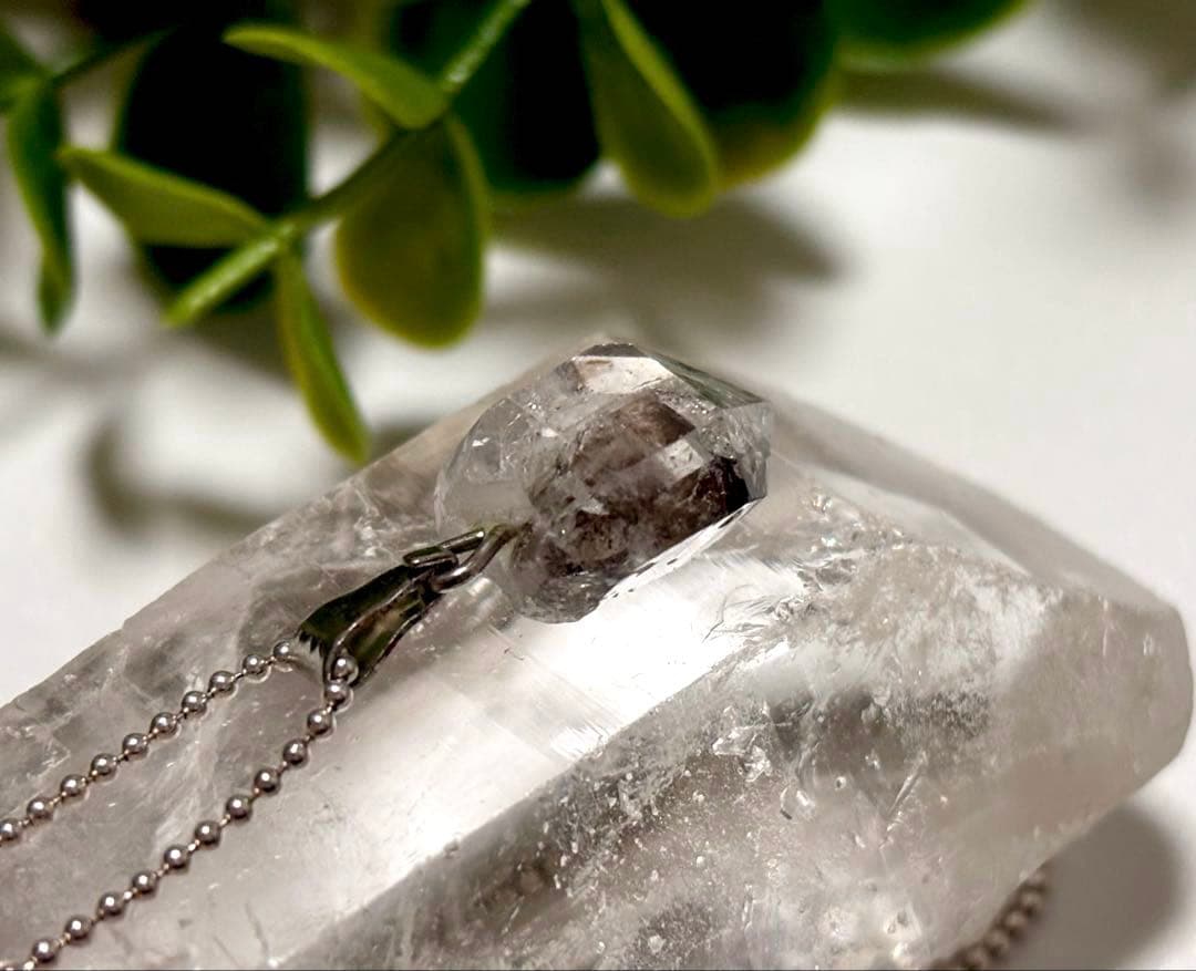 究極品質　奇跡のドリームストーン　幻のアルティメイトハーキマーダイヤモンドのPT