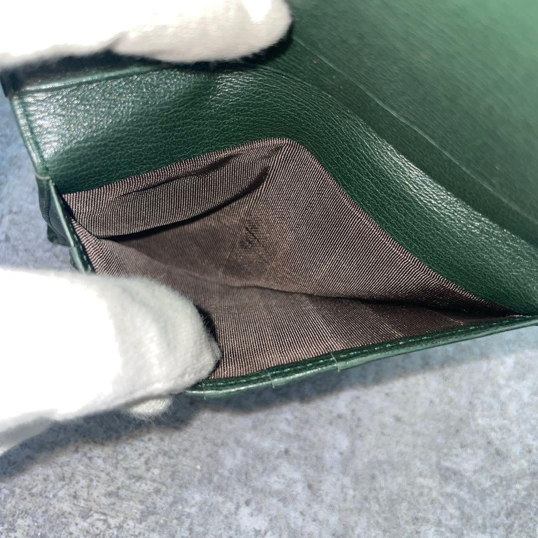 【極美品】LOEWE ロエベ 折り財布 レザー 緑 グリーン エンボスロゴ