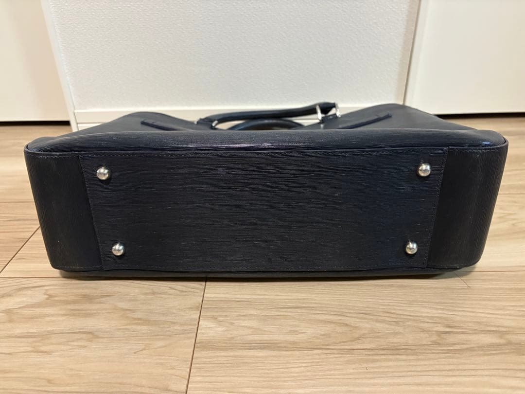 極美品◎ペッレモルビダ　キャピターノ　ブリーフケース　2室　オールレザー　濃紺