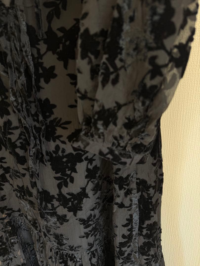 11/9限定⭐︎CIAOPANIC ⭐︎新品⭐︎ベロアフラワーティアードワンピース