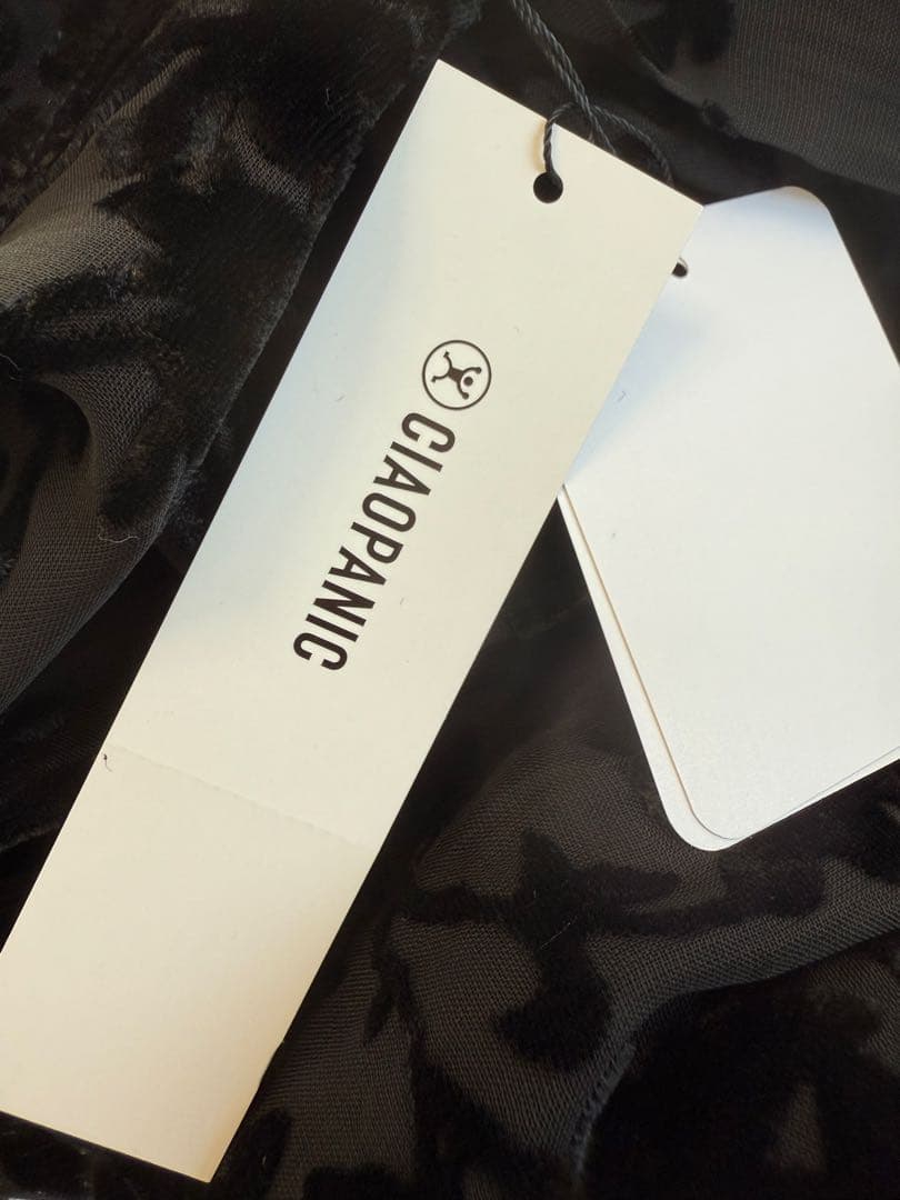 11/9限定⭐︎CIAOPANIC ⭐︎新品⭐︎ベロアフラワーティアードワンピース