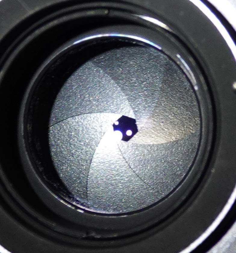 3211682　お薦め極上美品　Super-Takumar　F2.8/105mm