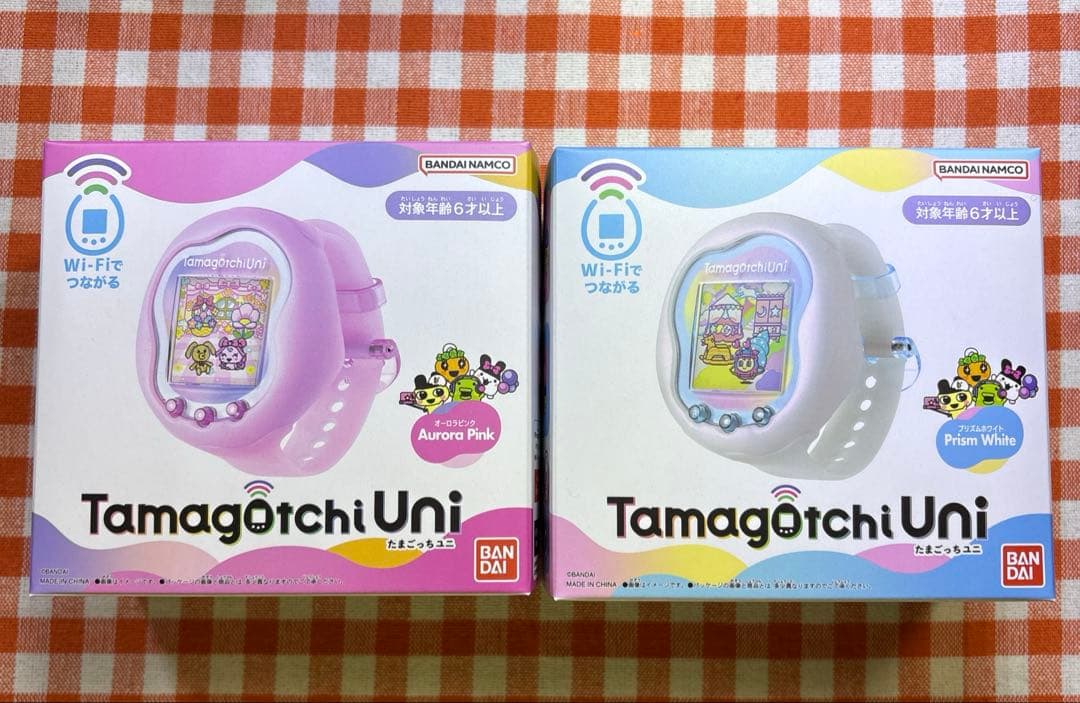 新品未開封　たまごっちユニ　プレミアムバンダイ限定　ピンク　ホワイト　2個セット