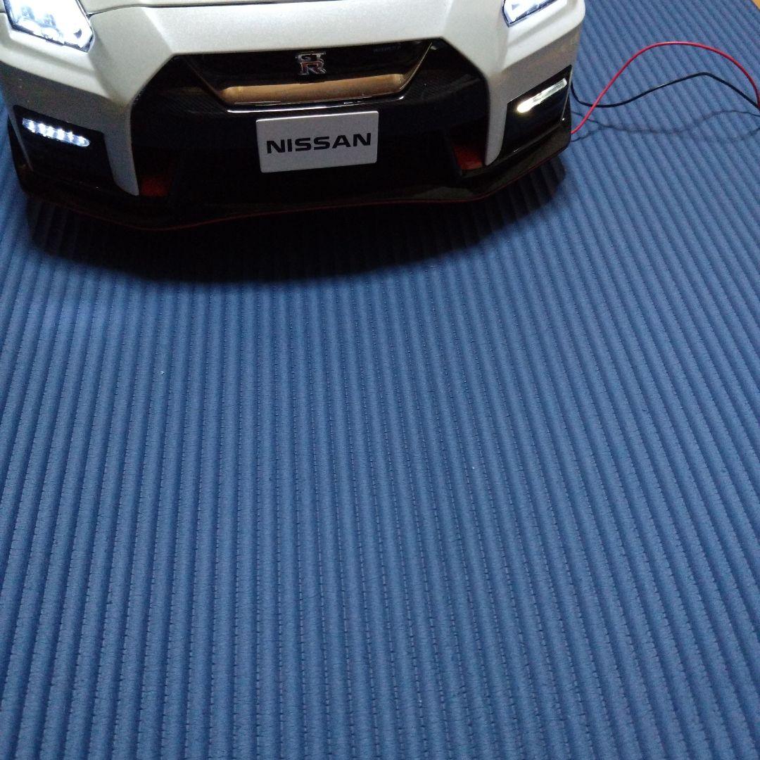 ディアゴスティーニ　NISSAN R35 GT-R nismo LEDライト付