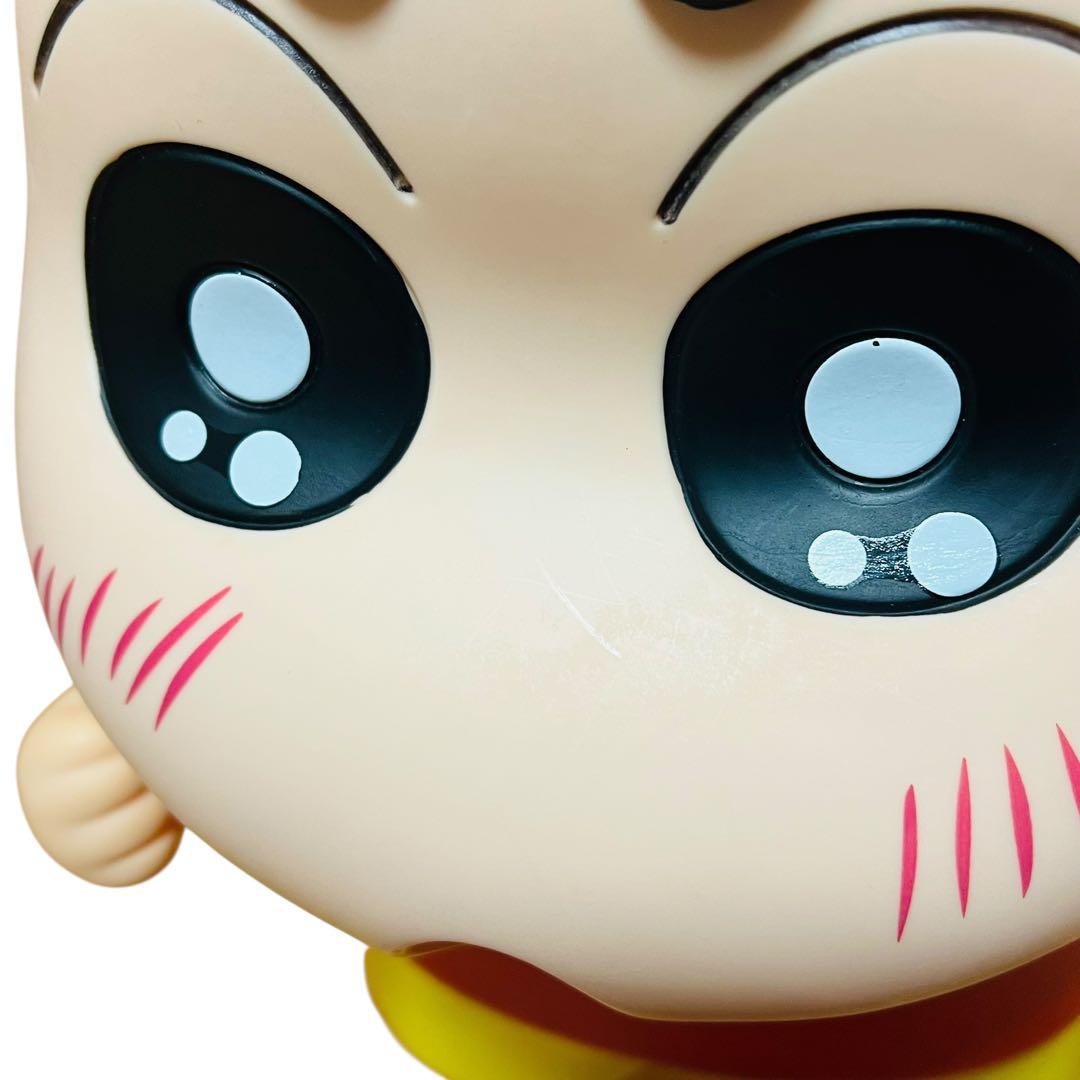 クレヨンしんちゃん 特大フィギュア