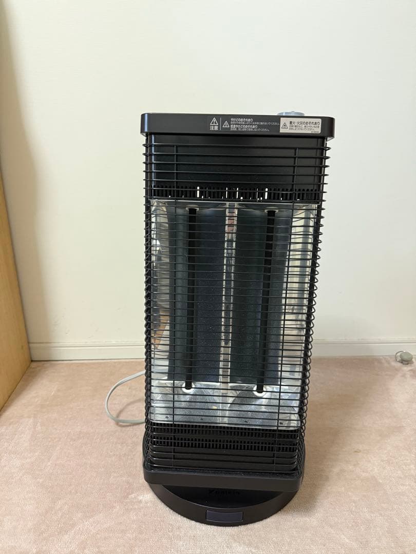 ダイキン遠赤外線暖房器具 ERFT11XS-T