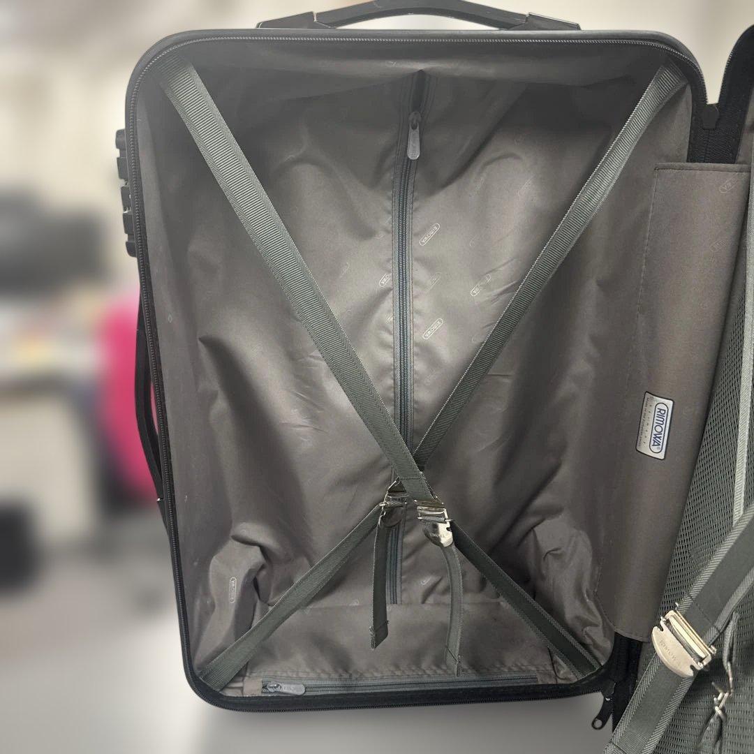 RIMOWA ブラック ストライプ 2輪キャリーケース