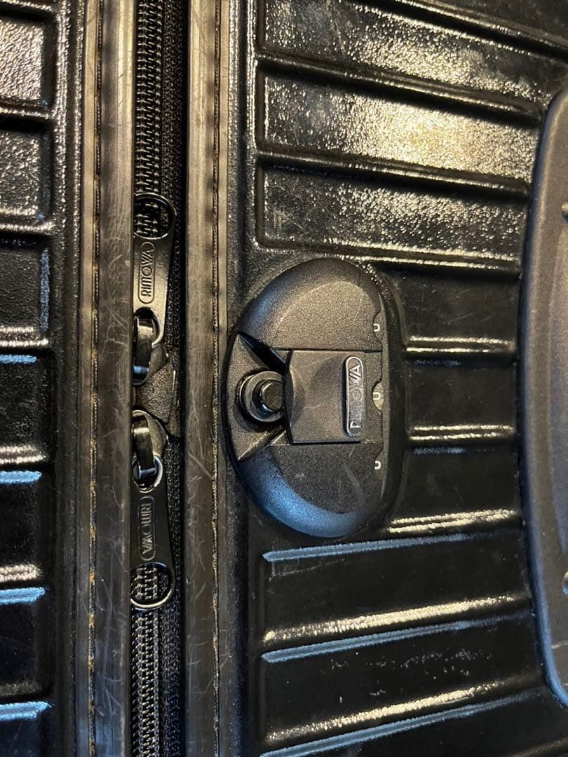 リモワスーツケース 104L