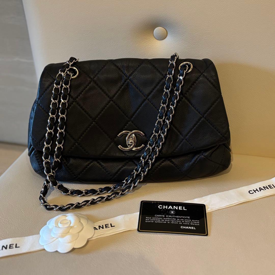 【美品】CHANEL シャネル　ショルダーバッグ カーフ　ブラック