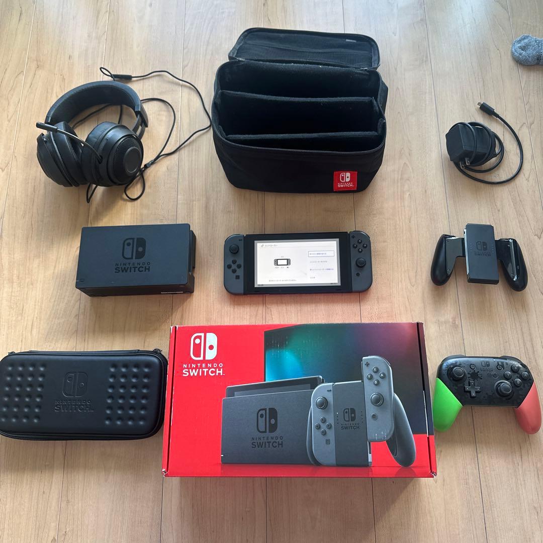 ひ*ん様 @*a様 ニンテンドースイッチ本体 razer ヘッドセット,プロコン