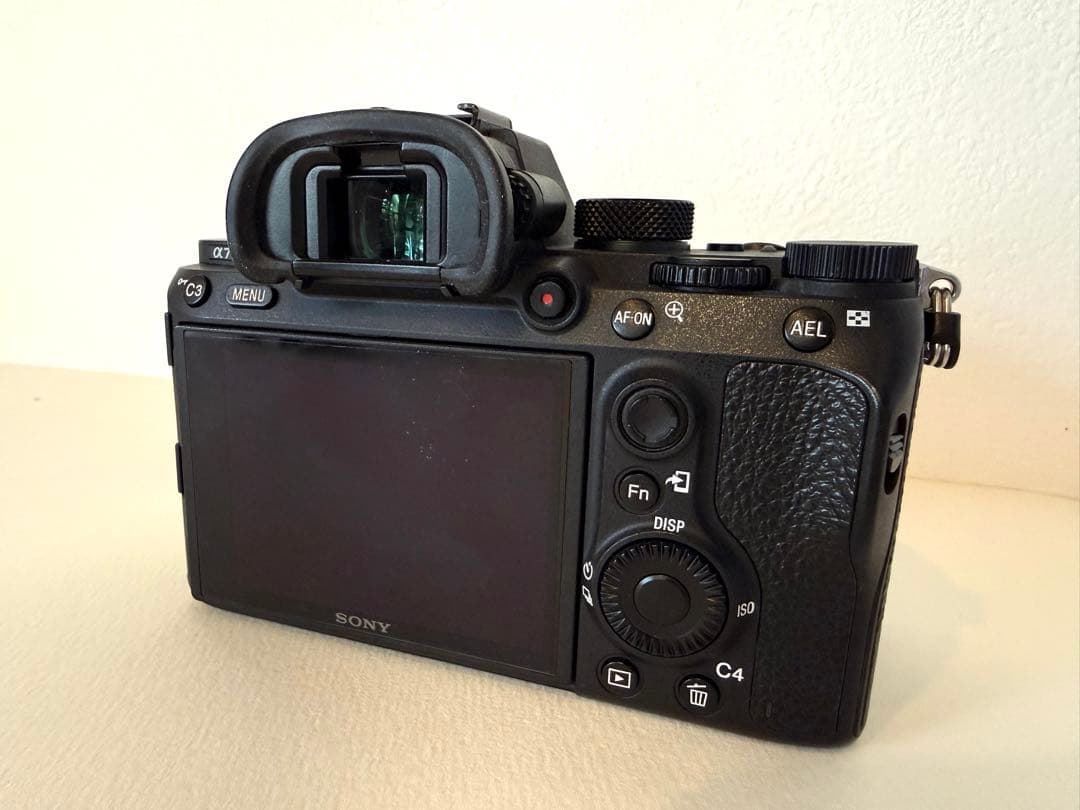 SONY α7 III ミラーレスカメラ 本体