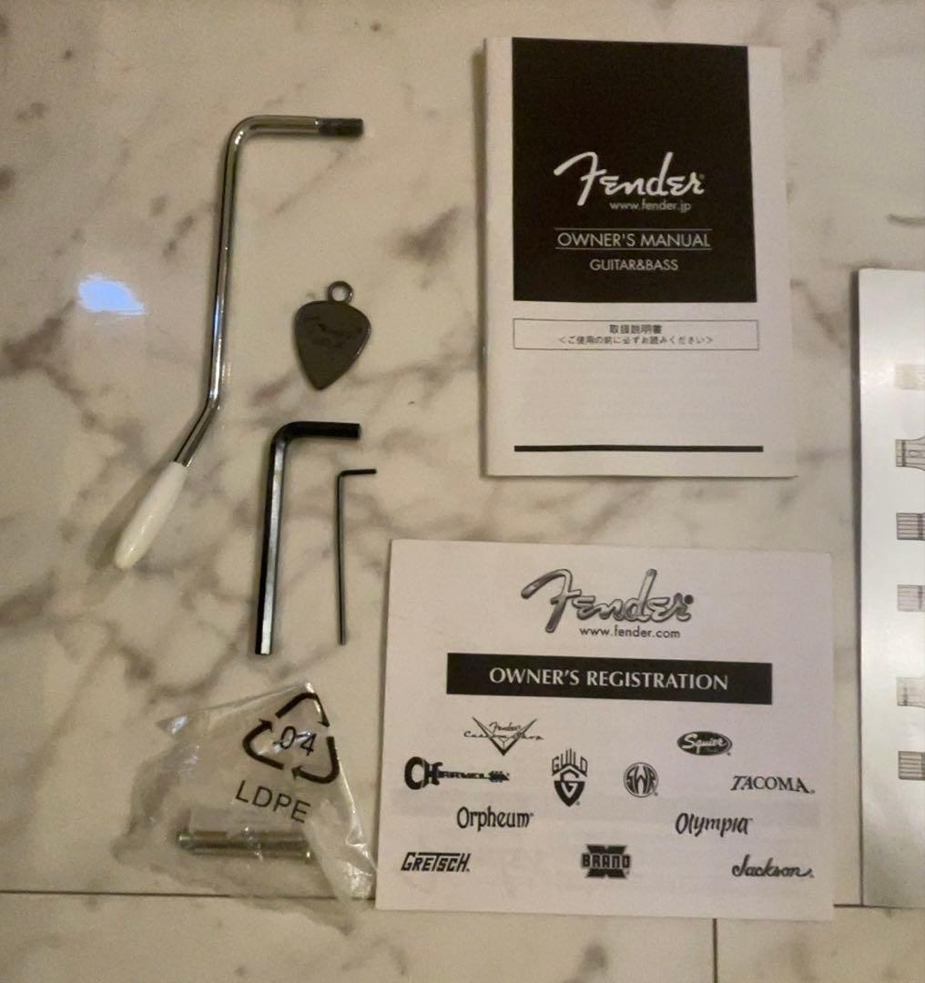 ギター Fender Japan ST62 ASH MH RW Trans Pink