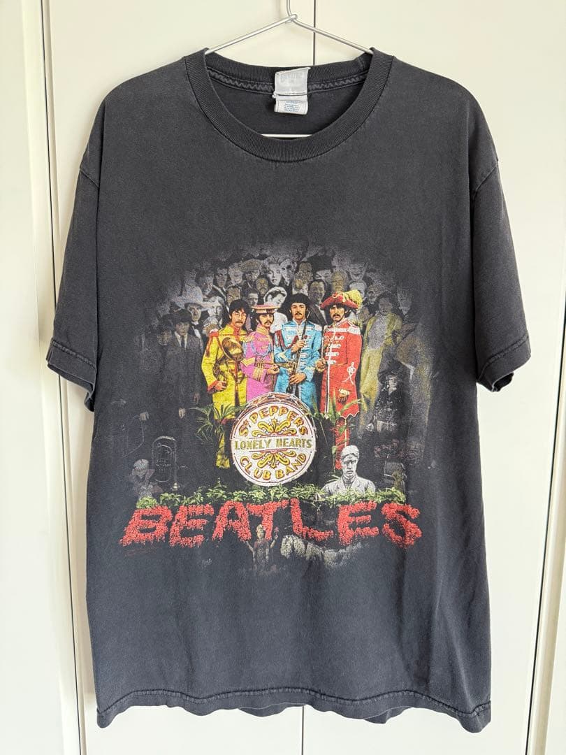 ビートルズ サージェント・ペパーズ バンド Tシャツ