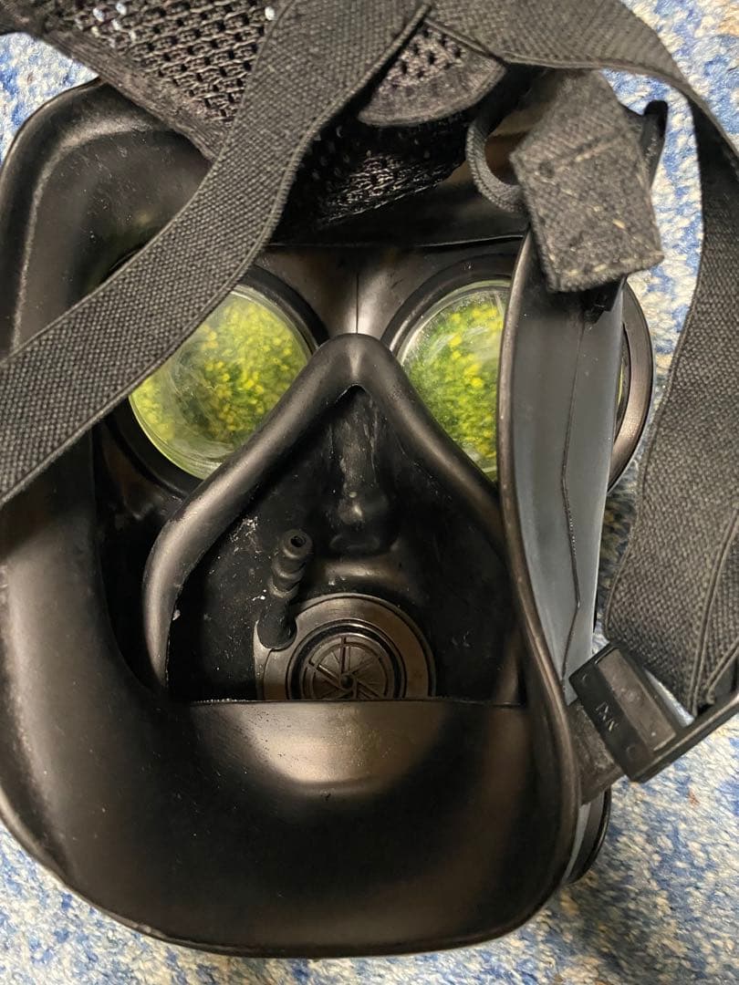 ガスマスク　イギリス軍　S10 中古品