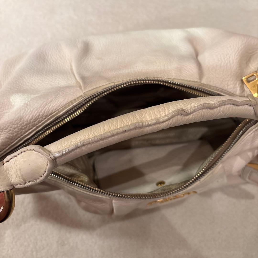 PRADA ベージュ ショルダーバッグ