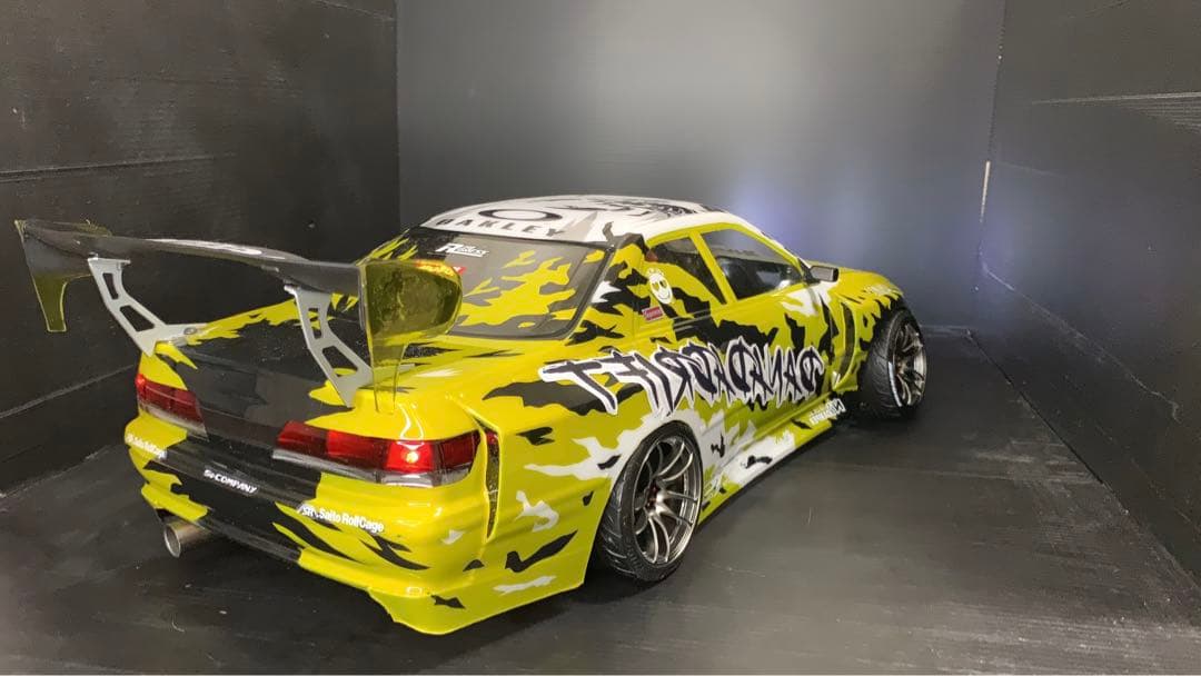 ラジコンボディ