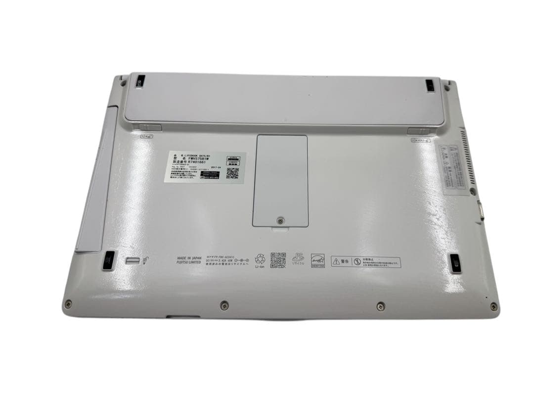 富士通コンパクトPC✨第７世代❗️corei5✨メモリ4GB❗️SSD搭載☆