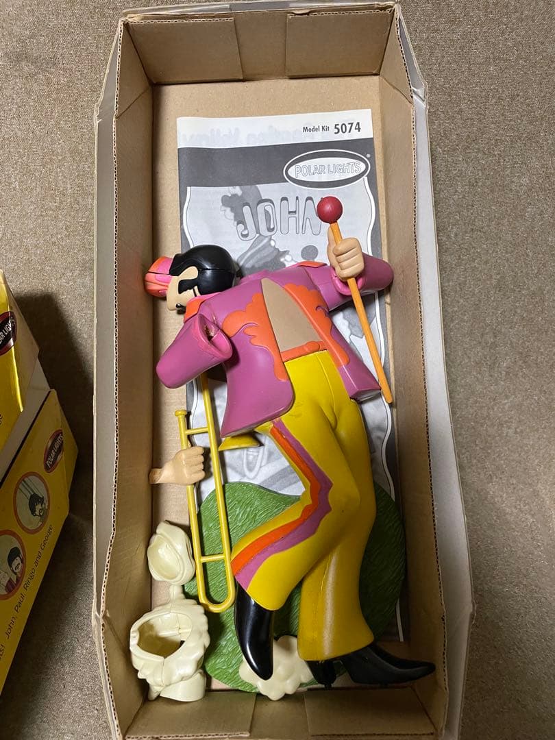 【激レア！】ビートルズ　イエローサブマリン　フィギュア　レトロ　プラモデル