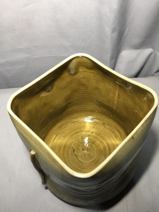 【茶道具】阿漕焼 福森比路志作　比路志造 高取四方耳付水指 水指109