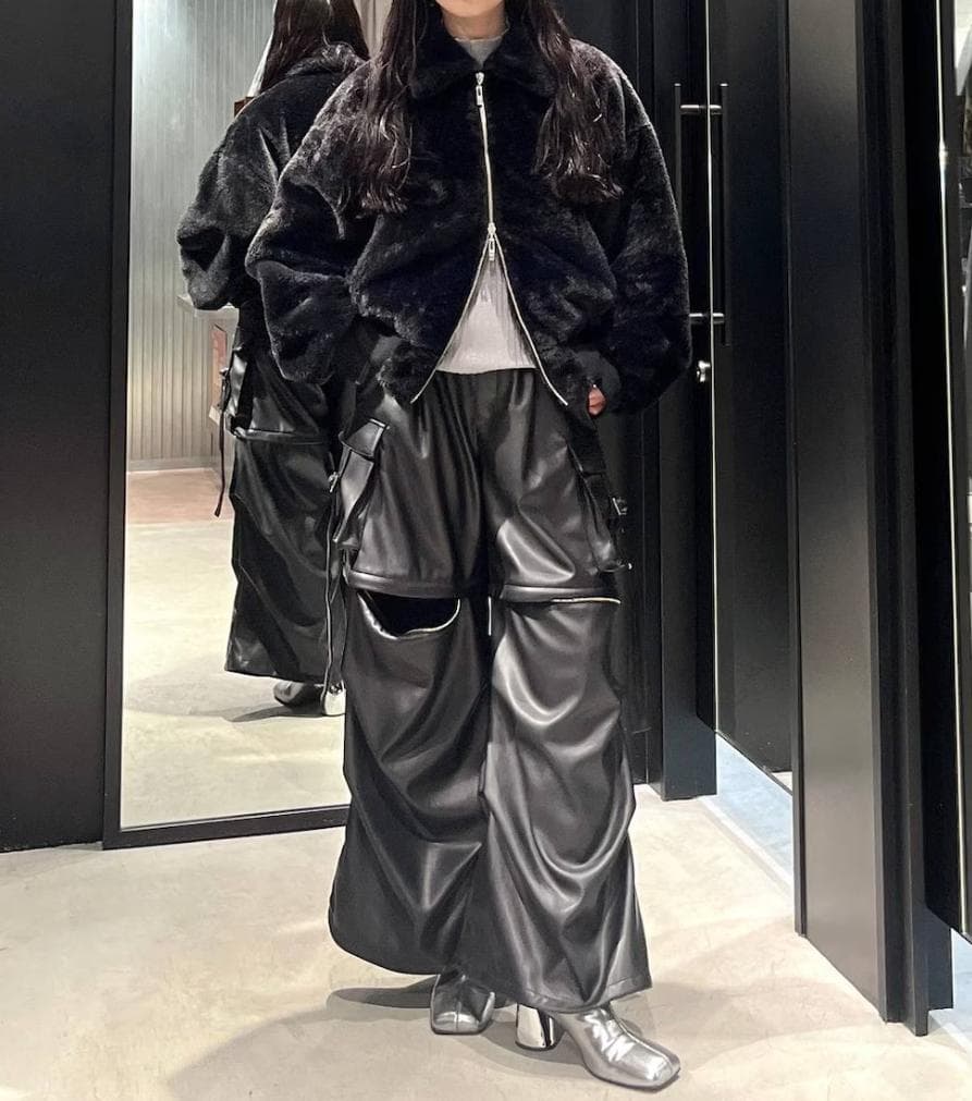 【美品】HARE　2WAYメタルカーゴパンツ　ブラック　レザー